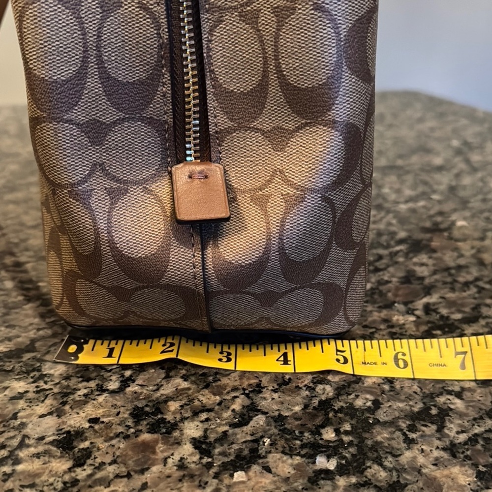 Coach large Avenue Brown coated canvas Monogram Tote Bag with Gold Hardware NWT - Picture 6 of 16